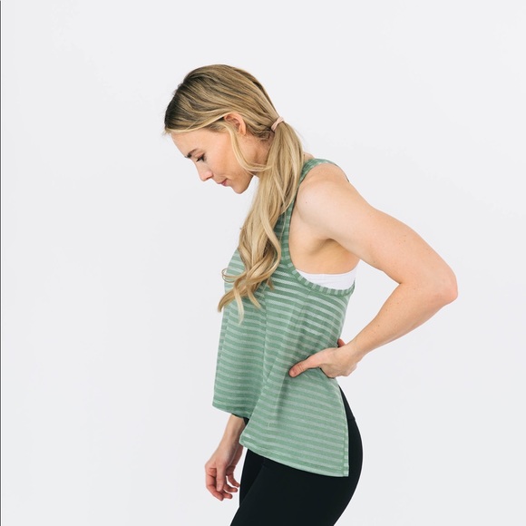 ZYIA Active Forest Nimbus Split Back Tank - Picture 4 of 11